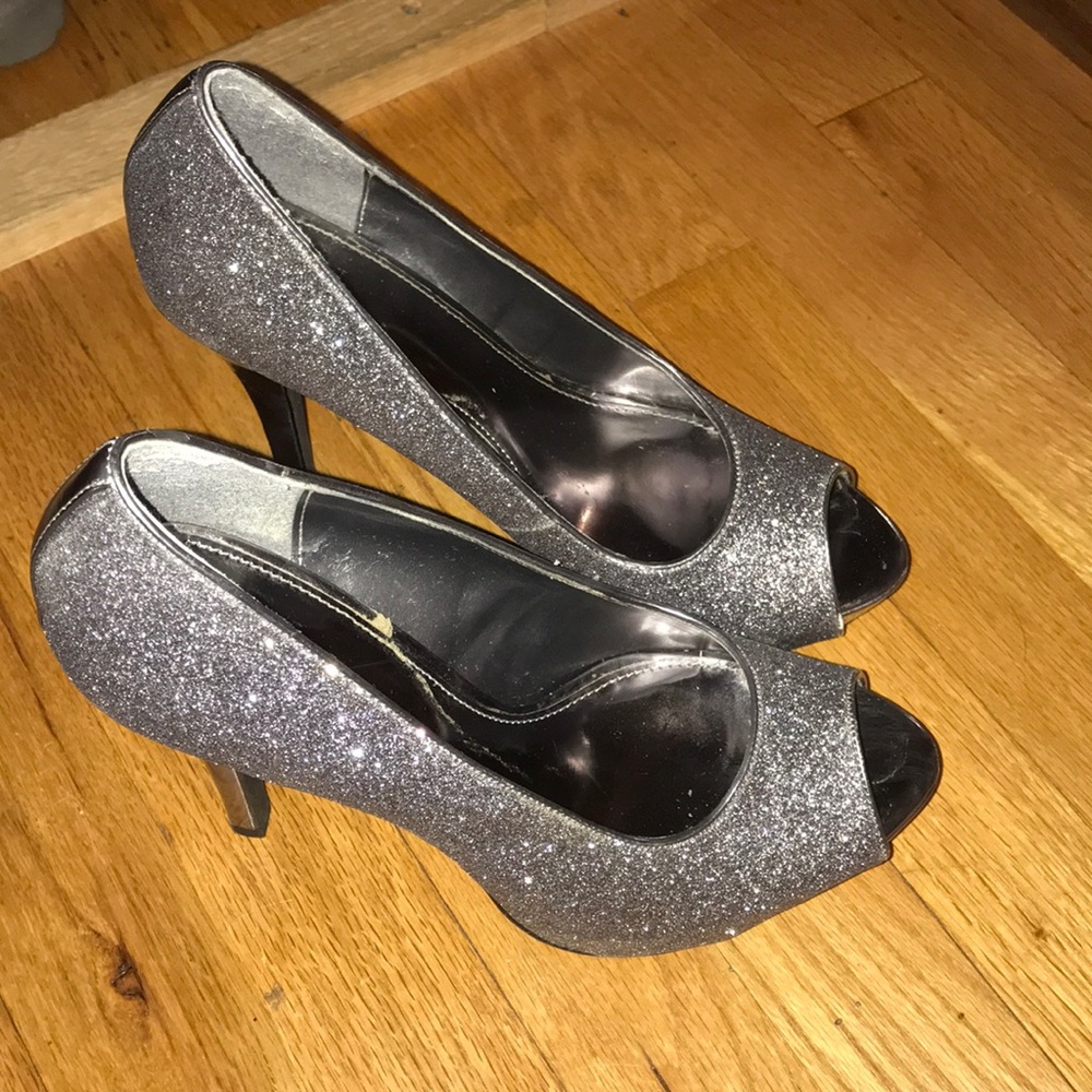 purple/blue sparkling high heels. Good condition
